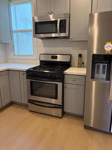 688 Morse Street, San Francisco, CA 94112