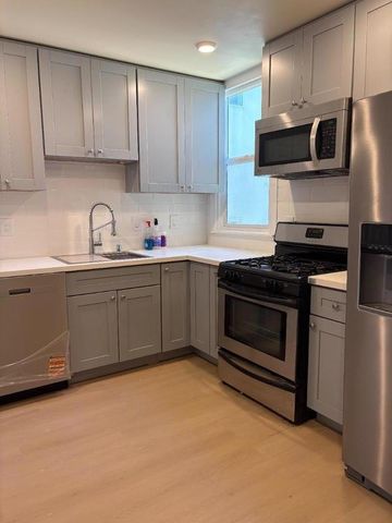 688 Morse Street, San Francisco, CA 94112