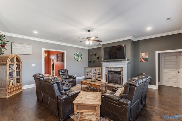 140 Naugher Road NE, Huntsville, AL 35811
