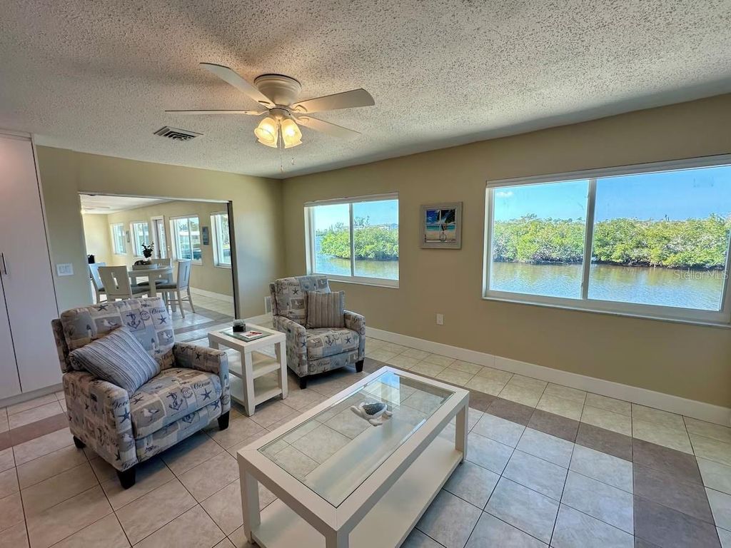 Image 16 of property listing at 1490 JANET PLACE, Englewood, FL 34223