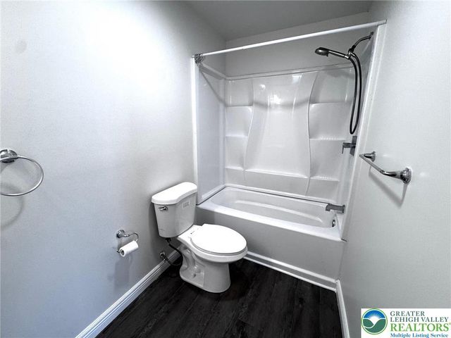 374 West Main Street 204, Bath Boro, PA 18014