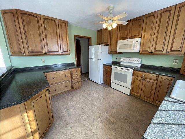 121 Foote Hill Road, Sherburne, NY 13460