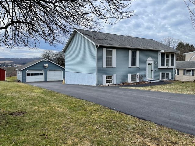 121 Foote Hill Road, Sherburne, NY 13460