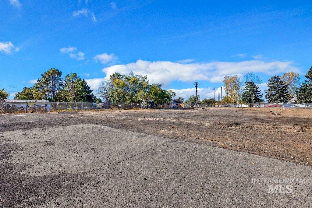 621 Washington St S., Twin Falls, ID 83301 photo 2