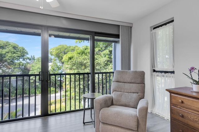 97652 Overseas Hwy Apt M8, Key Largo, FL 33037