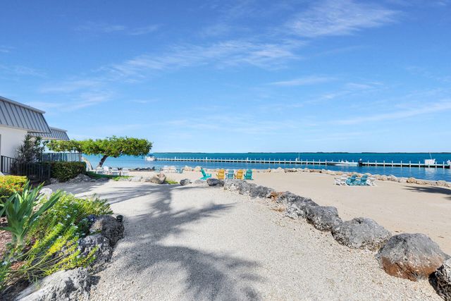 97652 Overseas Hwy Apt M8, Key Largo, FL 33037