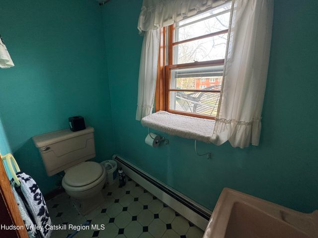 11 Ona Lane, New Windsor, NY 12553
