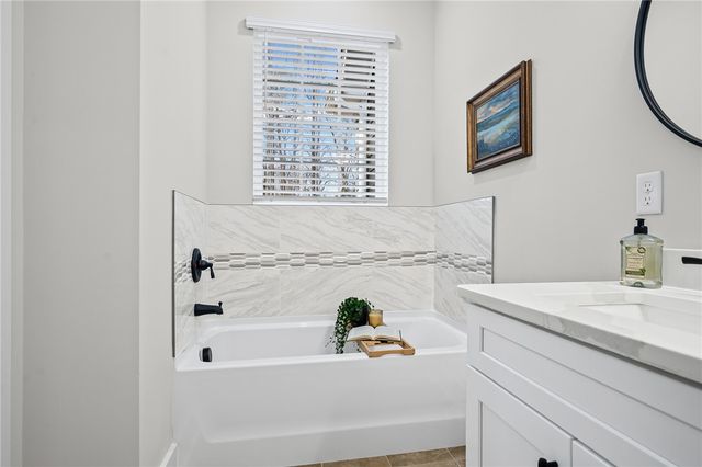 315 Lakefront Drive, Anderson, SC 29626