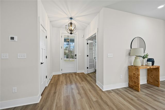 315 Lakefront Drive, Anderson, SC 29626