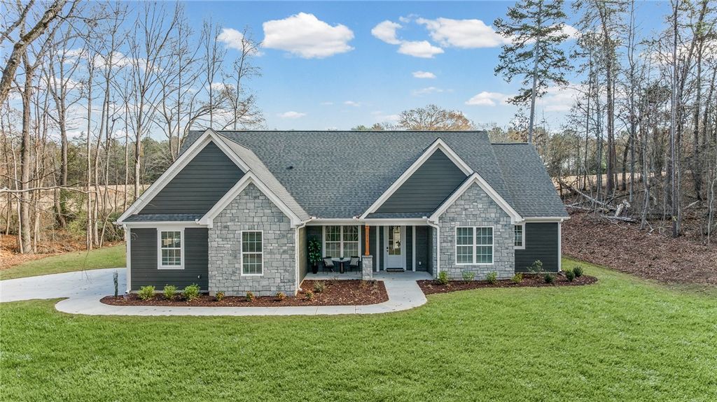 315 Lakefront Drive, Anderson, SC 29626