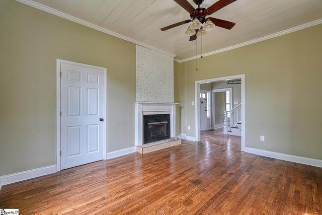 4279 N Blackstock Road, Spartanburg, SC 29301