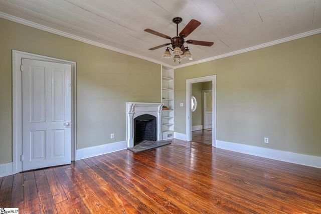 4279 N Blackstock Road, Spartanburg, SC 29301