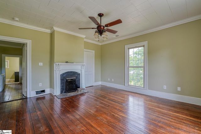4279 N Blackstock Road, Spartanburg, SC 29301