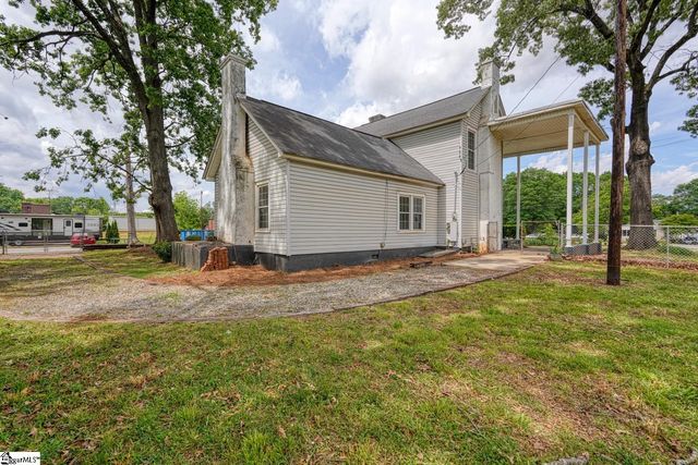 4279 N Blackstock Road, Spartanburg, SC 29301