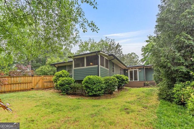 2492 Parkdale Place NE, Atlanta, GA 30305