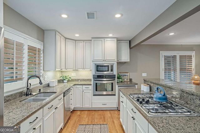 2492 Parkdale Place NE, Atlanta, GA 30305