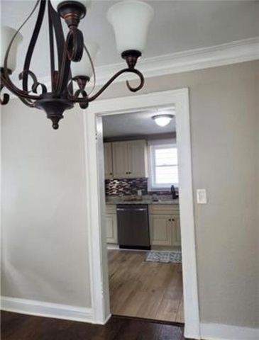 5334 Euclid Avenue, Kansas City, MO 64130