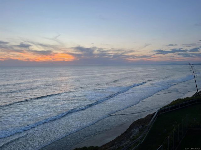 940 Sealane Dr 5, Encinitas, CA 92024