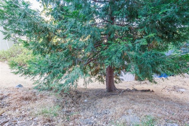 310 Wylerhorn, Crestline, CA 92325