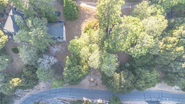 310 Wylerhorn, Crestline, CA 92325