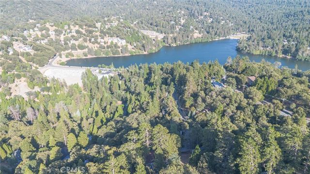 310 Wylerhorn, Crestline, CA 92325