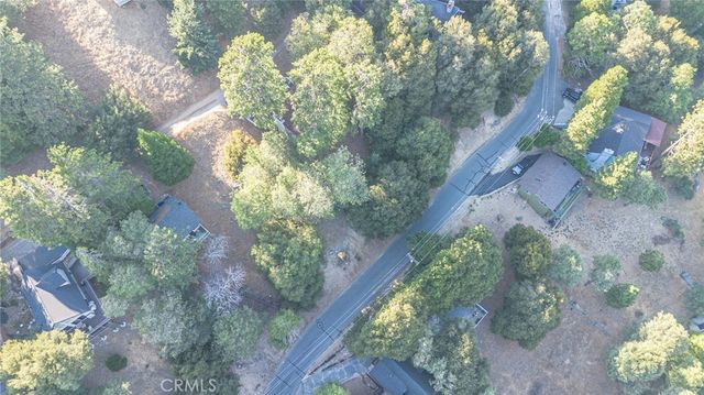 310 Wylerhorn, Crestline, CA 92325