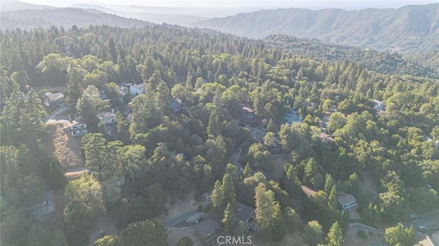 310 Wylerhorn, Crestline, CA 92325