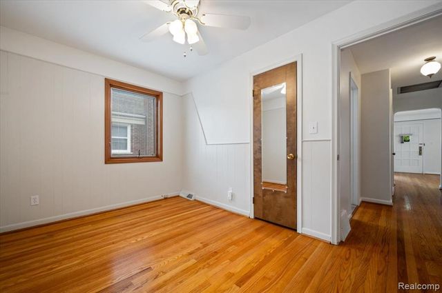 2211 White Avenue, Lincoln Park, MI 48146