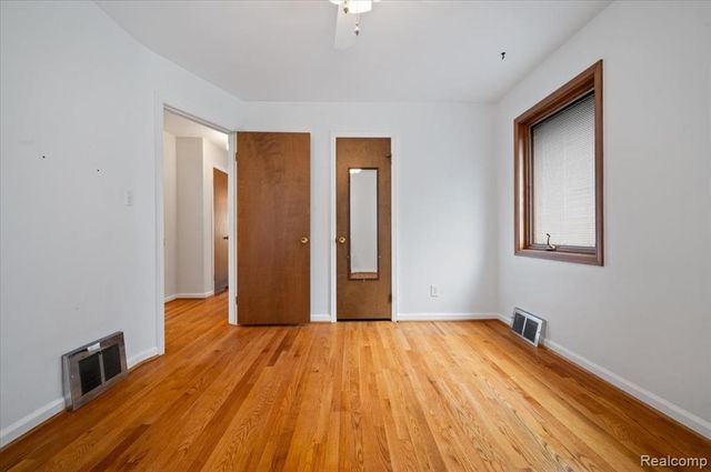 2211 White Avenue, Lincoln Park, MI 48146