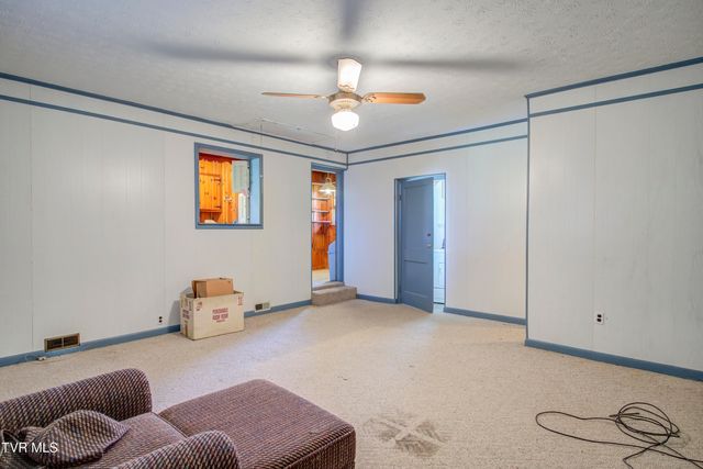 1302 Oxford Place, Johnson City, TN 37601