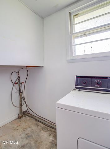 1302 Oxford Place, Johnson City, TN 37601
