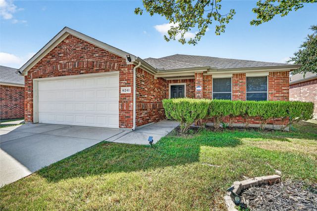 6241 Trinity Creek Drive, Fort Worth, TX 76179