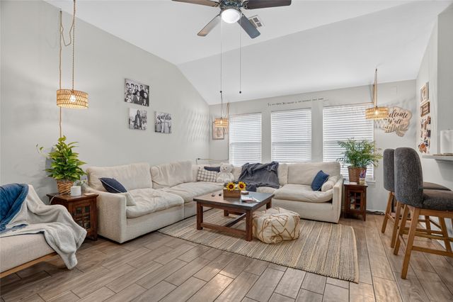 6241 Trinity Creek Drive, Fort Worth, TX 76179