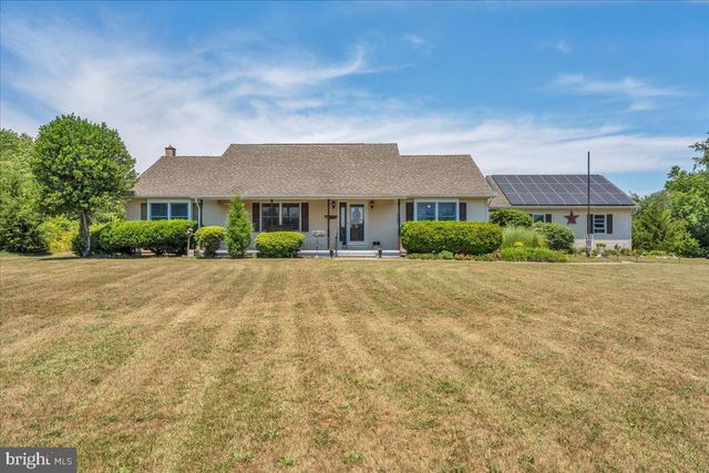 34 LAWRENCE RD, Quinton, NJ 08072