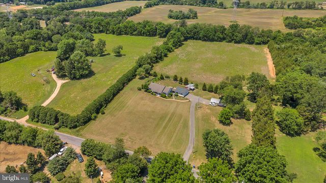 34 LAWRENCE RD, Quinton, NJ 08072