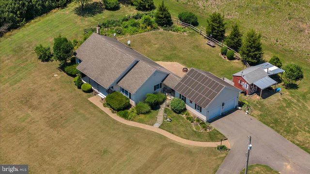 34 LAWRENCE RD, Quinton, NJ 08072