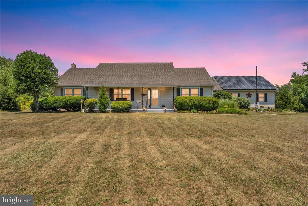 34 LAWRENCE RD, Quinton, NJ 08072