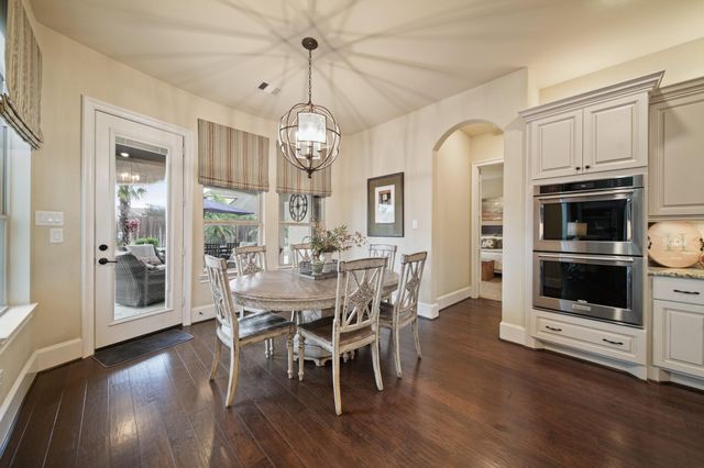 2305 Farris Valley Lane, Friendswood, TX 77546