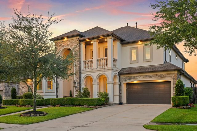 2305 Farris Valley Lane, Friendswood, TX 77546