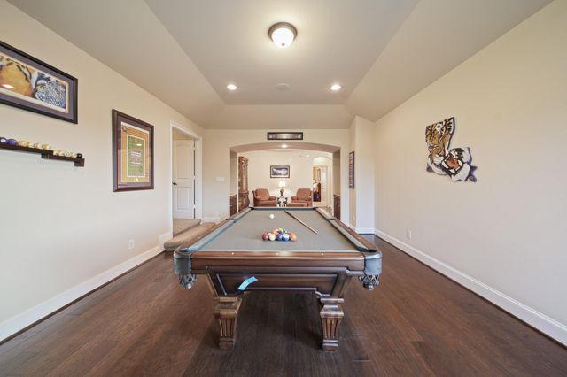 2305 Farris Valley Lane, Friendswood, TX 77546