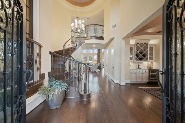 2305 Farris Valley Lane, Friendswood, TX 77546