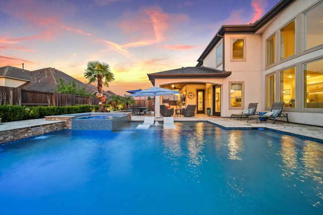 2305 Farris Valley Lane, Friendswood, TX 77546