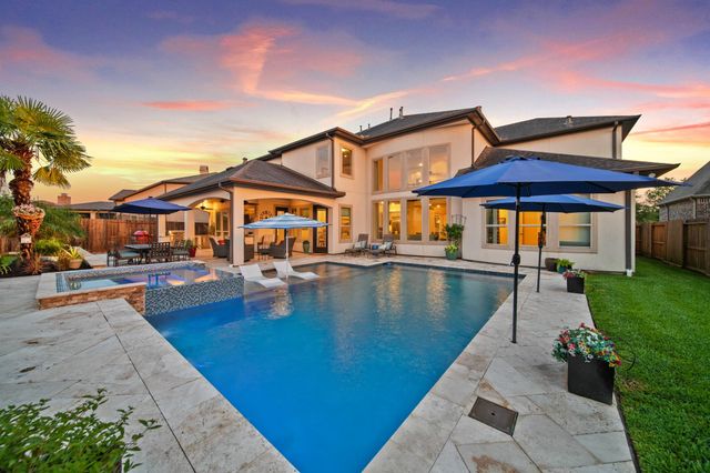 2305 Farris Valley Lane, Friendswood, TX 77546
