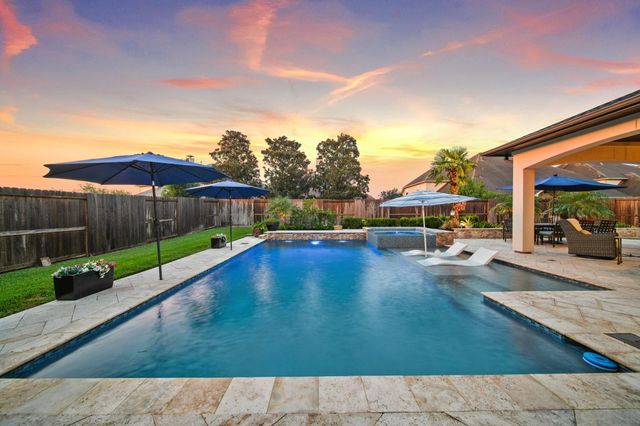 2305 Farris Valley Lane, Friendswood, TX 77546
