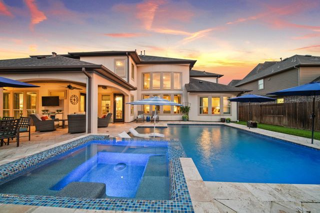 2305 Farris Valley Lane, Friendswood, TX 77546