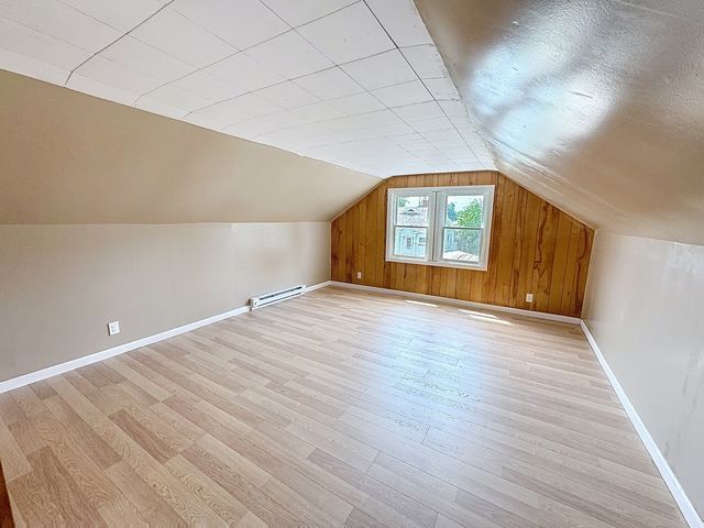 1525 41st Street, Rock Island, IL 61201