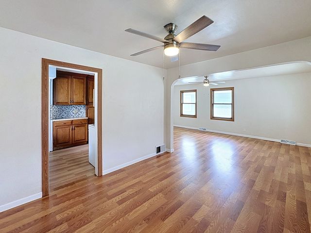 1525 41st Street, Rock Island, IL 61201