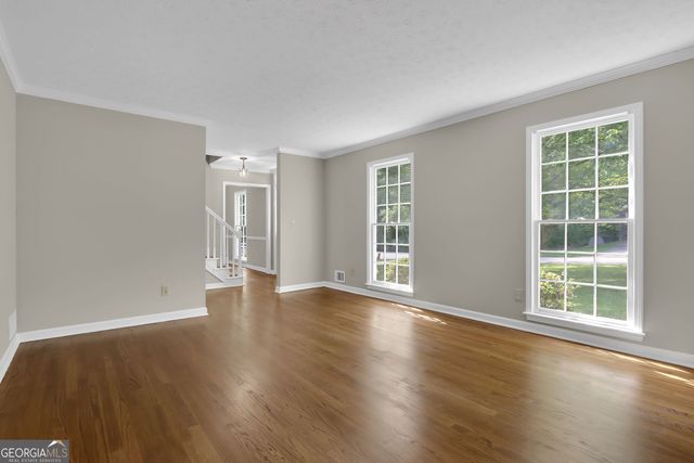 1853 Windcrest Drive SW, Lilburn, GA 30047