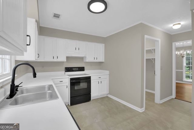 1853 Windcrest Drive SW, Lilburn, GA 30047