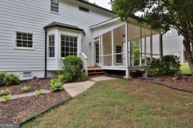 1853 Windcrest Drive SW, Lilburn, GA 30047